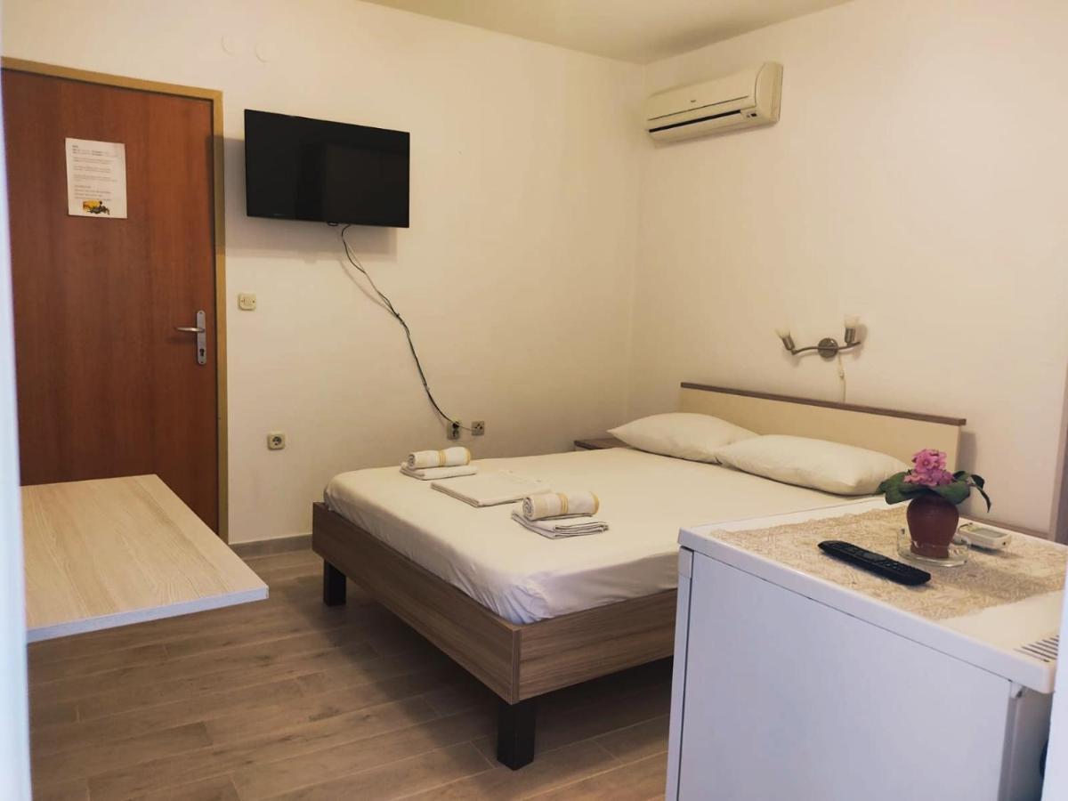 Apartments Dragica Milna  Kültér fotó