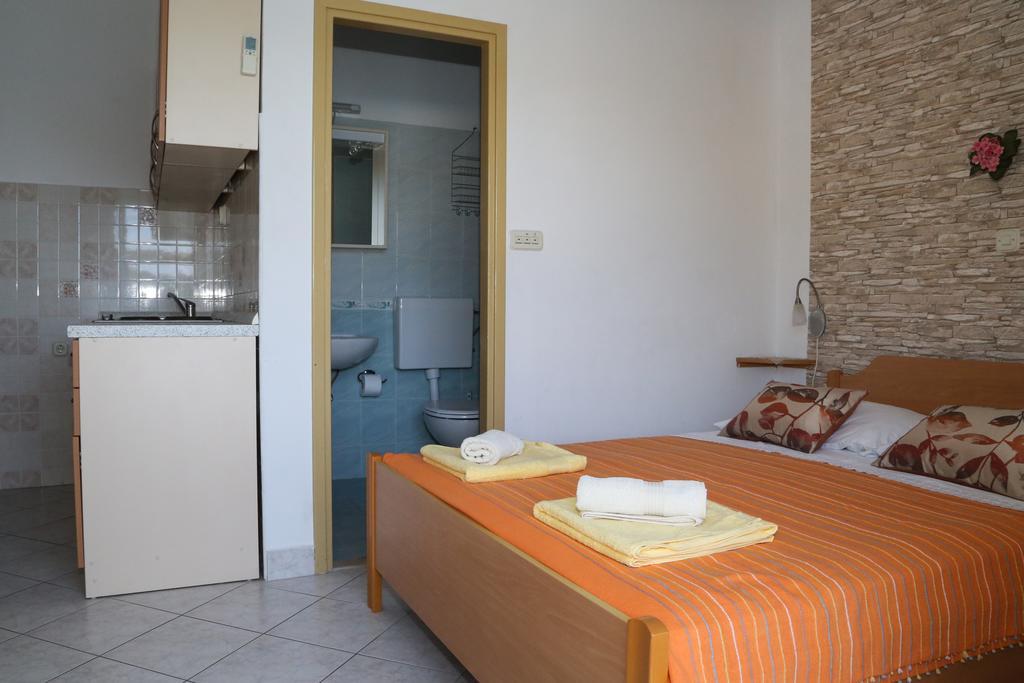 Apartments Dragica Milna  Kültér fotó