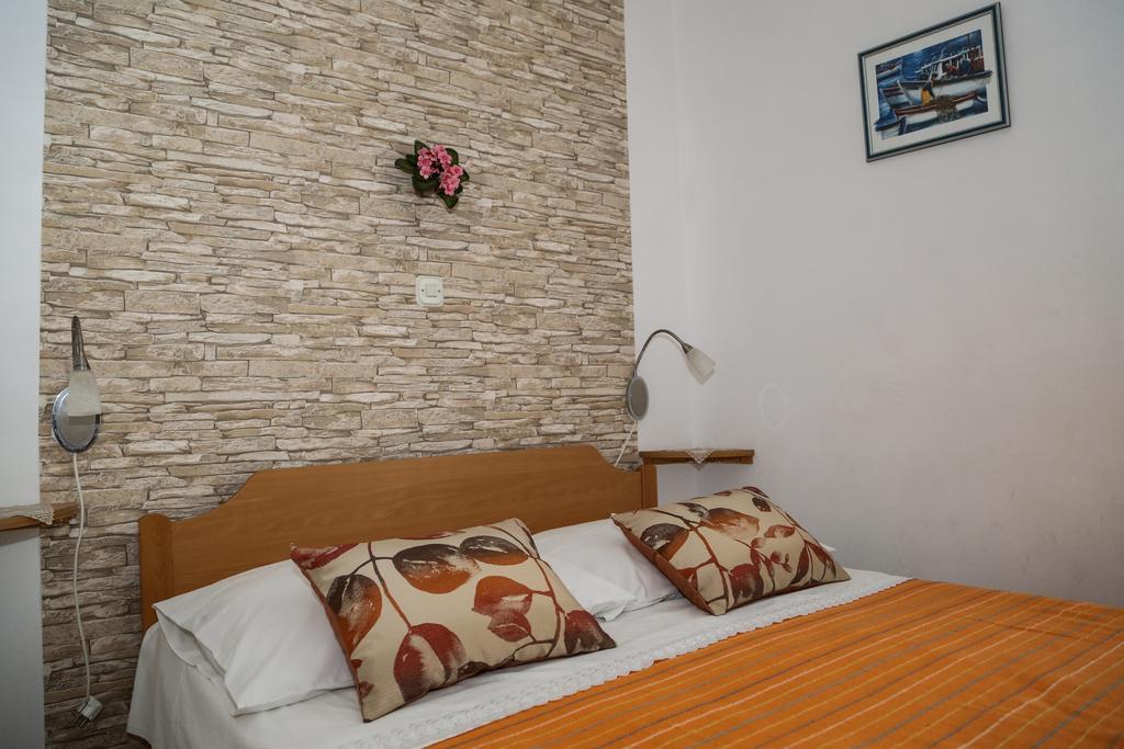 Apartments Dragica Milna  Kültér fotó